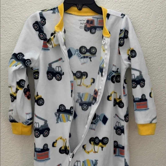 Carter’s Boys Pajamas 2-Pack Size 3T Footed Sleepers Trucks & Stripes - Picture 4 of 12